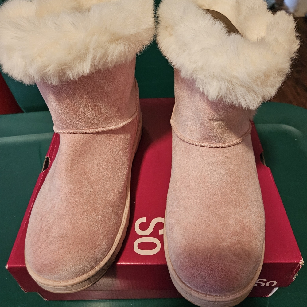 SO Pink Winter Boots with Faux Fur